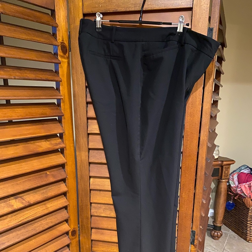 Curvy fit dress slacks short